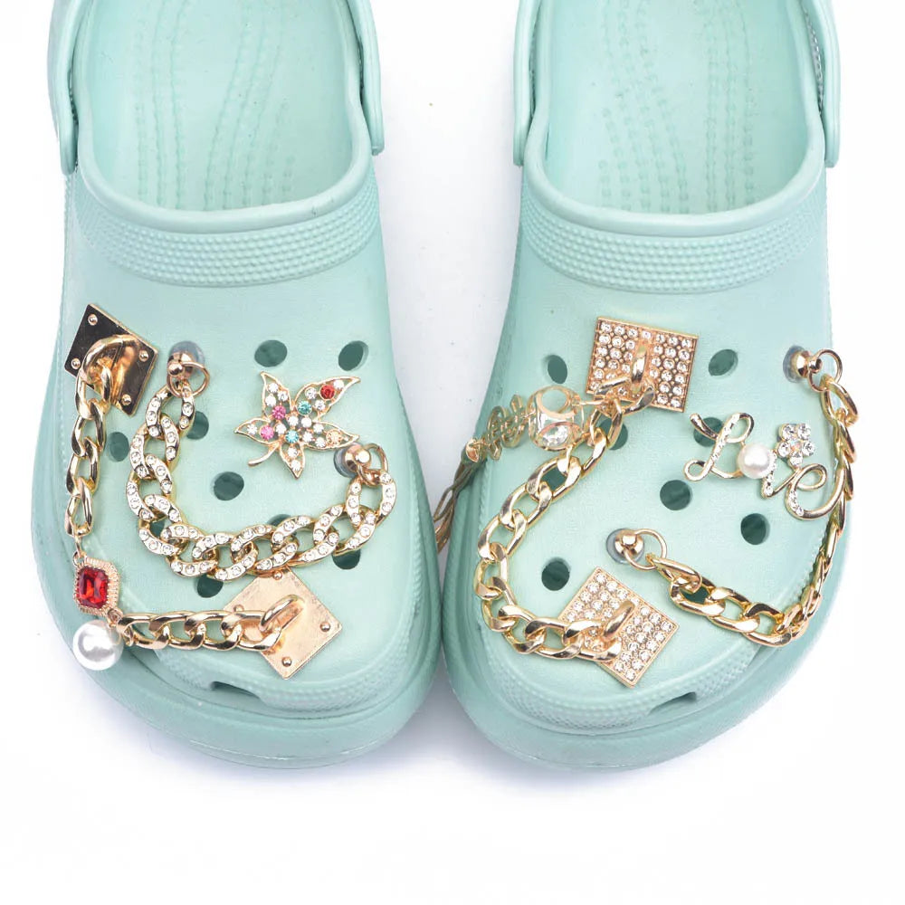 New Brand Shoes Charms Designer Croc Charms Bling Rhinestone Girl Gift Glow Clog Decaration Metal Love Butterfly Accessories