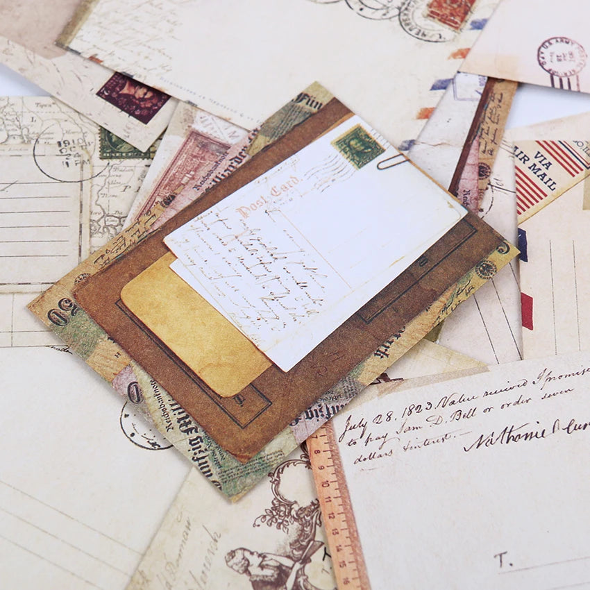 12 Pcs/lot 12 Designs Vintage Kraft Paper Envelope Cute Mini Envelopes Vintage European Style For Card Scrapbooking Gift