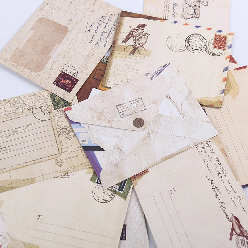 12 Pcs/lot 12 Designs Vintage Kraft Paper Envelope Cute Mini Envelopes Vintage European Style For Card Scrapbooking Gift