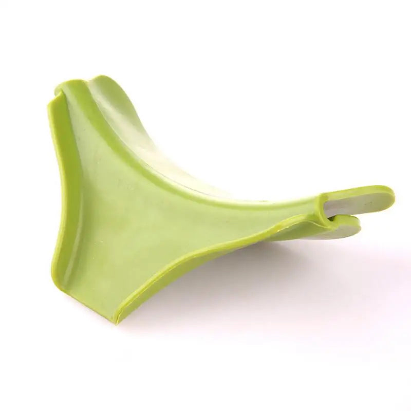 Creative Portable Kitchen Gadget Tool Silicone Liquid Funnel Anti-spill Slip On Pour Soup Spout Funnel For Pots Pans Bowls Jars
