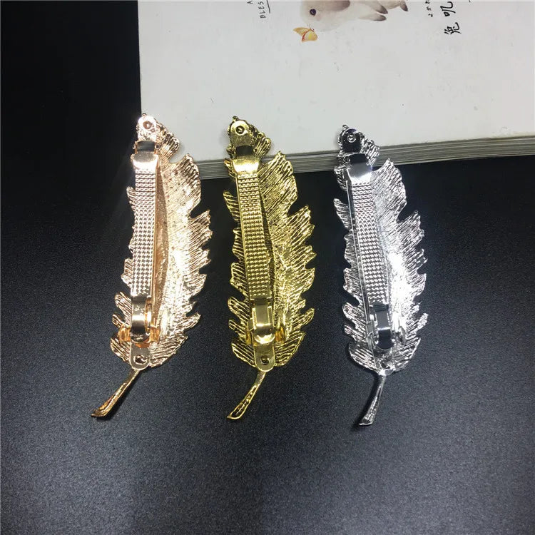 1Pcs Fashion Metal Leaf Shape Hair Clip Barrettes Crystal Pearl Hairpin Barrette Color Feather Hair Claws Hair Styling Tool