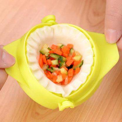 DIY Dumpling Molds Pastry Tools Chinese Food Jiaozi Maker Dough Wrapper Press Dumpling Pie Ravioli Hand Mould Kitchen Gadgets
