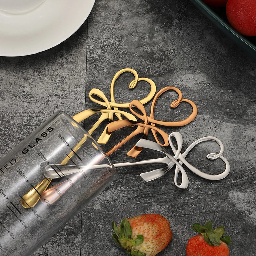 New Tea Coffee Mixing Spoon Mini Heart LOVE Spoon Long Handle Flatware Coffee Drinking Tools Kitchen Gadget Valentine's Day Gift