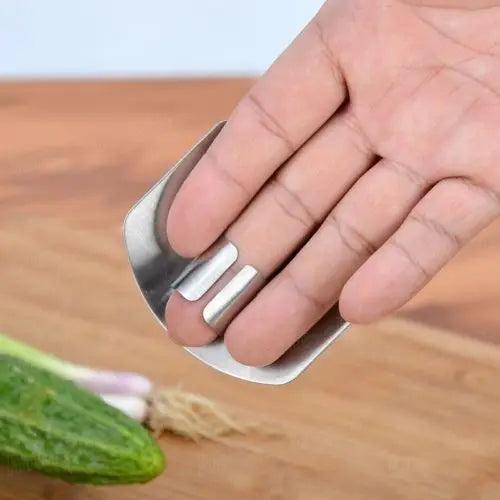 Kitchen Accessories Stainless Steel Hand Finger Protector Knife Cut Slice Safe Guard Kitchen Tool Durable Safe Kitchen Essential