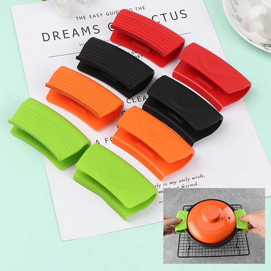2Pcs Grip Silicone Pot Holder Sleeve Pot Glove Pan Handle Cover Grip Kitchen Tools Microwave Anti Scalding Pot Bowl Holder Clip