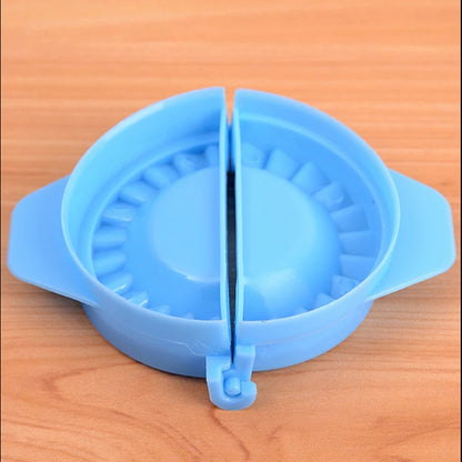 DIY Dumpling Molds Pastry Tools Chinese Food Jiaozi Maker Dough Wrapper Press Dumpling Pie Ravioli Hand Mould Kitchen Gadgets