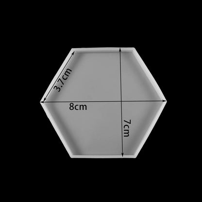 48427913773329